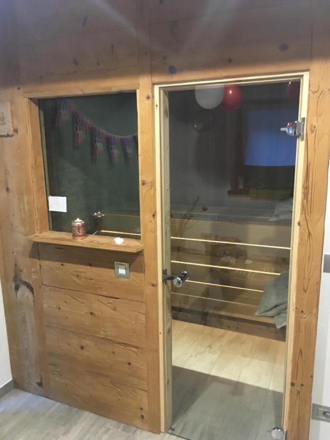 ブリュソン Mi Casa Tu Casa Bed & Breakfast エクステリア 写真