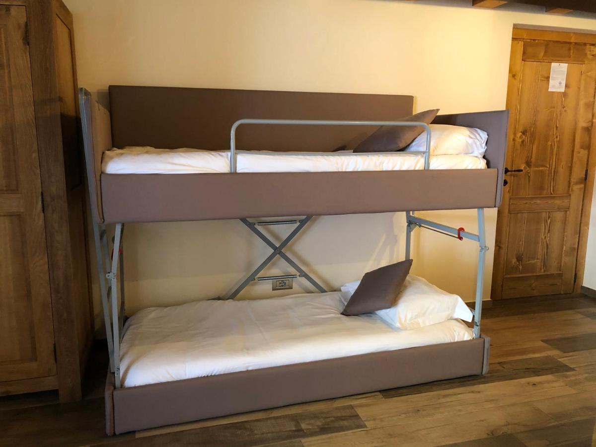 ブリュソン Mi Casa Tu Casa Bed & Breakfast エクステリア 写真