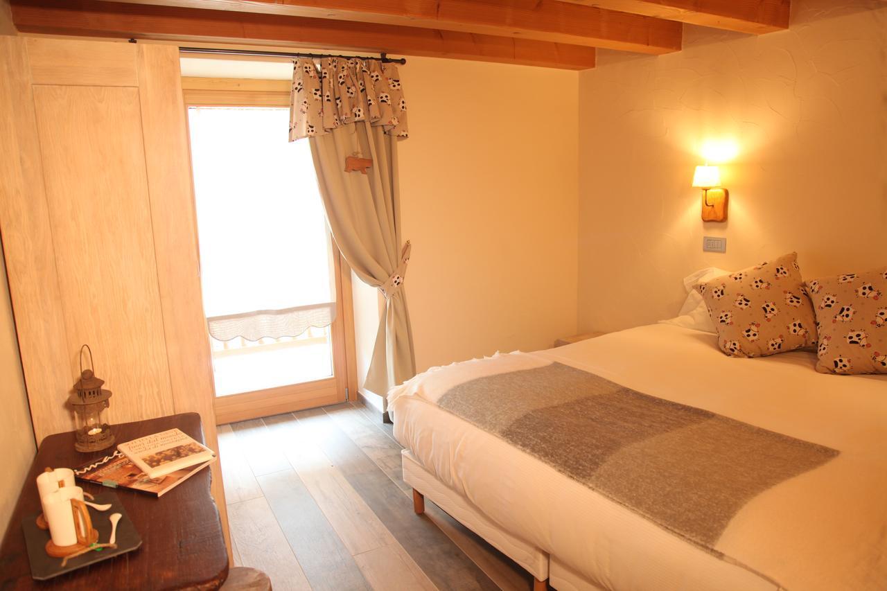 ブリュソン Mi Casa Tu Casa Bed & Breakfast エクステリア 写真